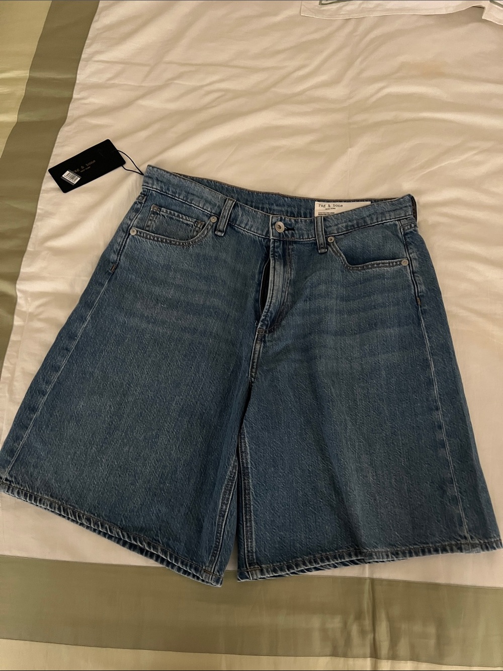 rag & bone Wide-Leg Denim Bermuda Shorts in Medium Blue